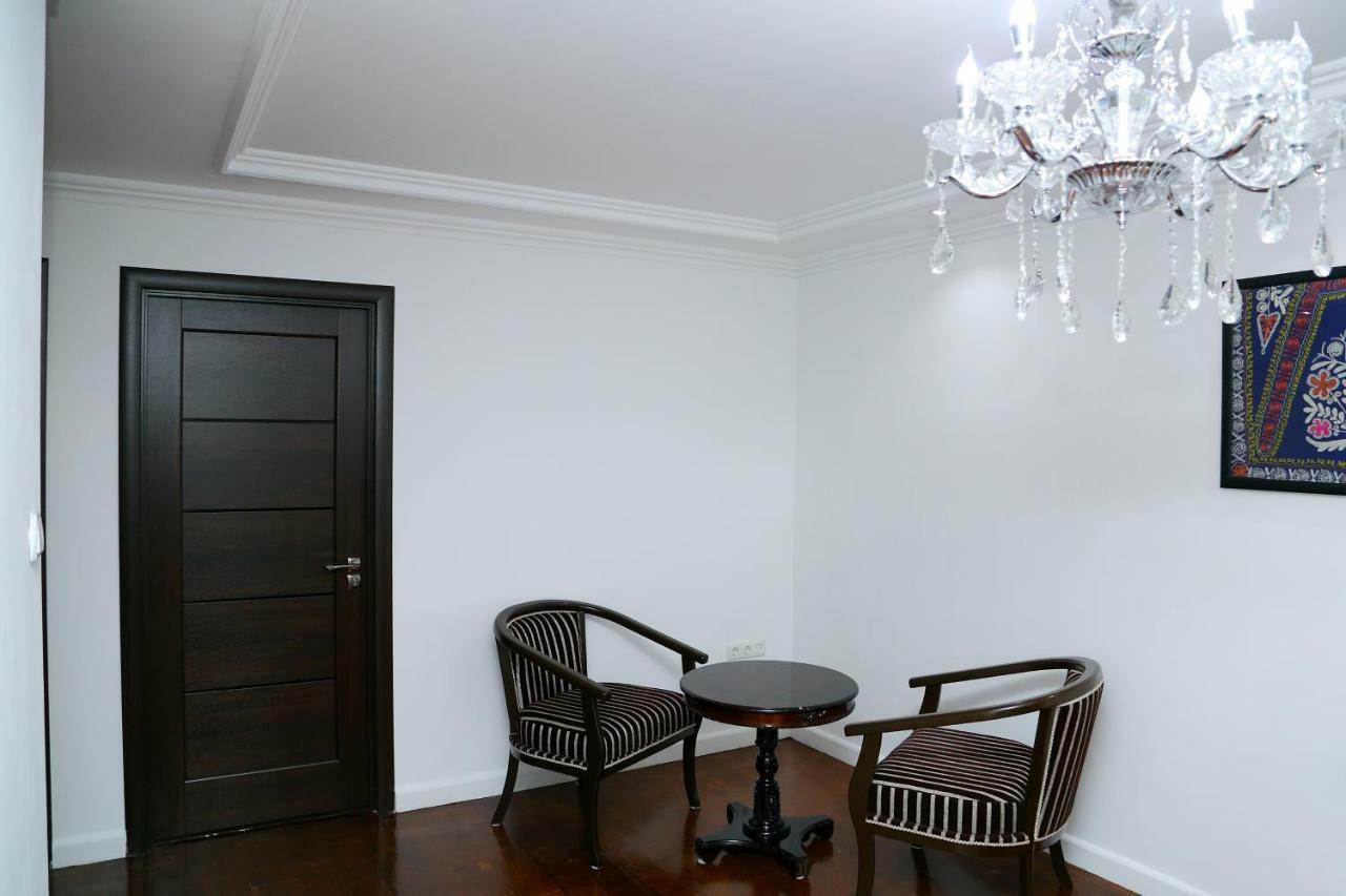 Apartment On Registon Kochasi Samarkand Exterior foto
